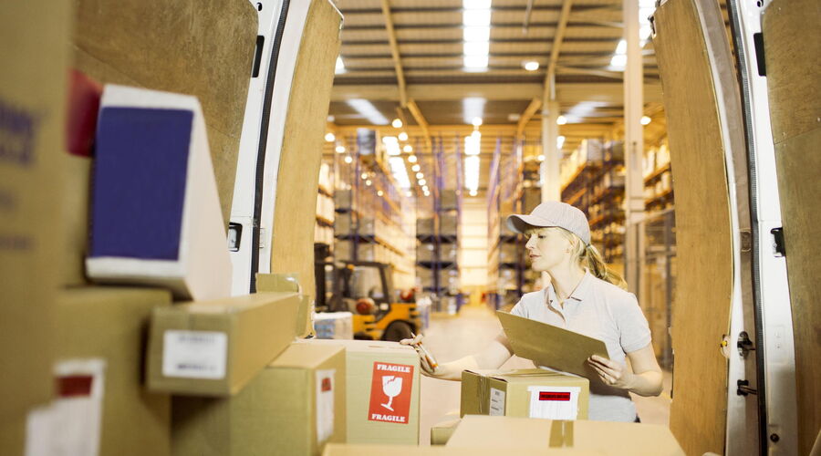 Multi channel logistics